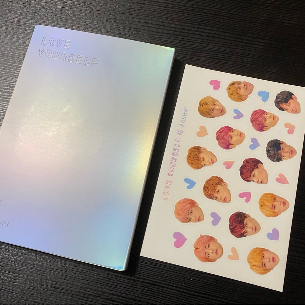 BTS 'Love Yourself: Answer' Holographic Album
